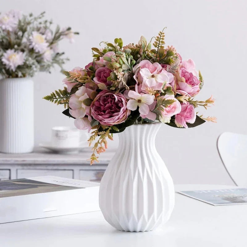 White Ceramic-Look Decorative Vase – Elegant Flower Vase for Weddings & Home Decor