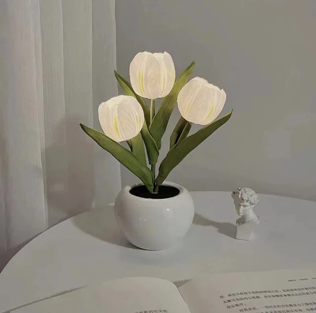 LED Tulip Flower Lamp – Romantic Night Light & Room Decor Gift