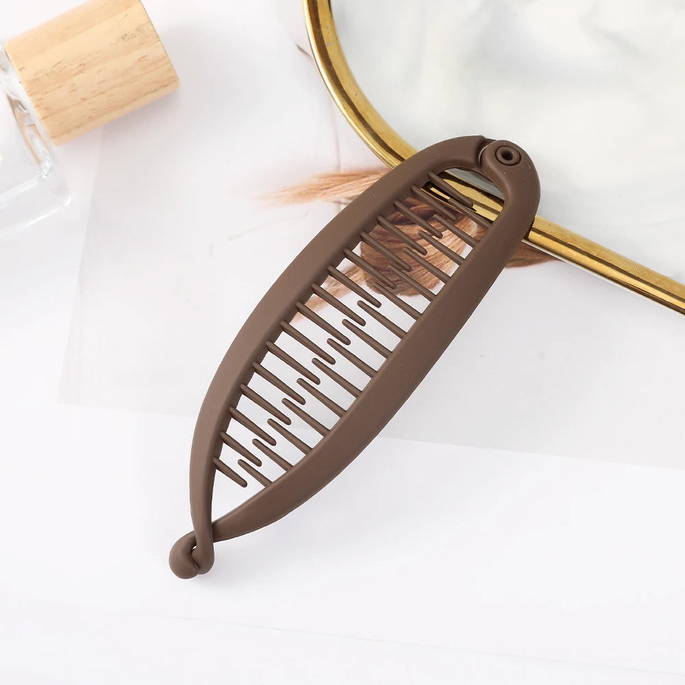 « Pince Banane Femme – Forme Poisson, Mat »