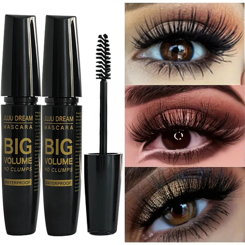 **« Mascara 4D noir – Longue tenue, volumisant et recourbant »**