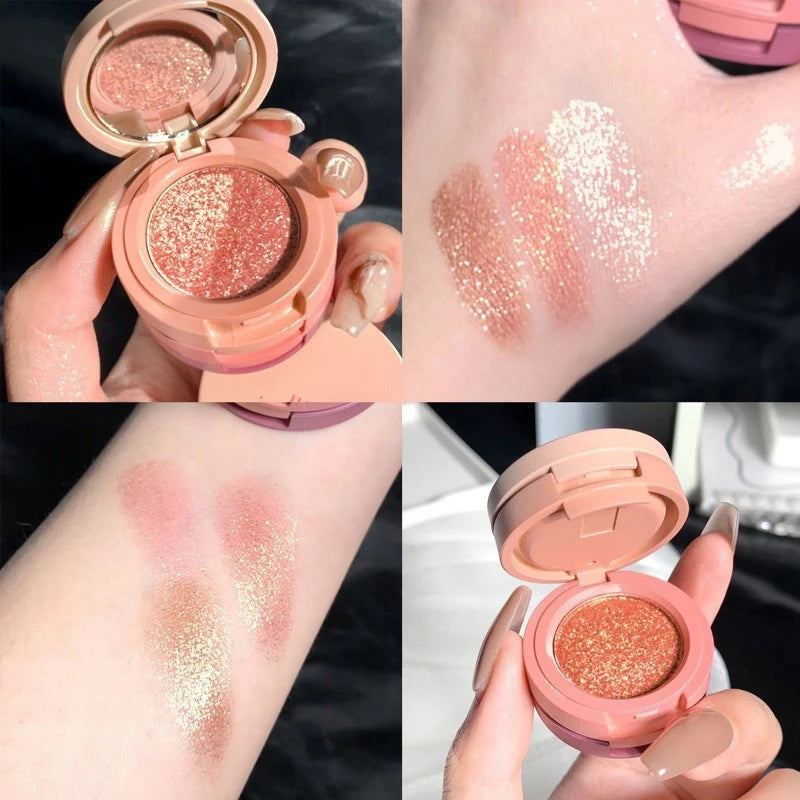 Ombre à paupières tricolore, mate, pour un maquillage des yeux multicouches