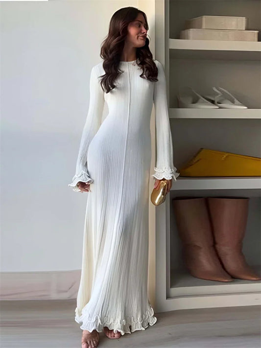 Robe Longue en Tricot pour Femme – Dos Lacé et Bordure Volantée