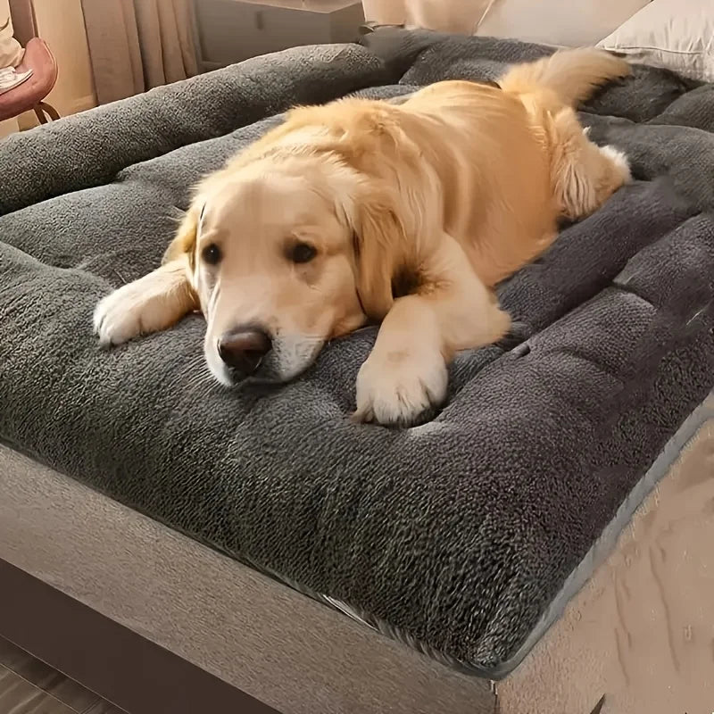 Extra Large Plush Dog Bed – Ultra Soft Pet Sofa & Crate Mat