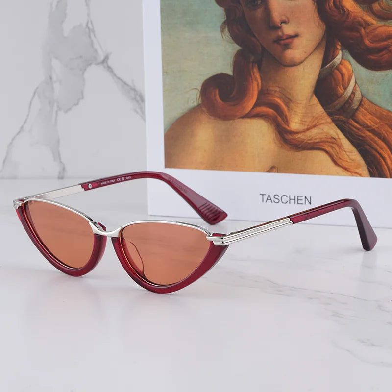 « Lunettes de soleil Femme – Cat Eye Noir & Or, Luxe 2025 »