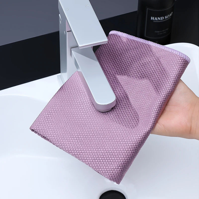 Microfiber Fish Scale Glass Cleaning Cloth – Lint-Free Absorbent Cleaning Towel