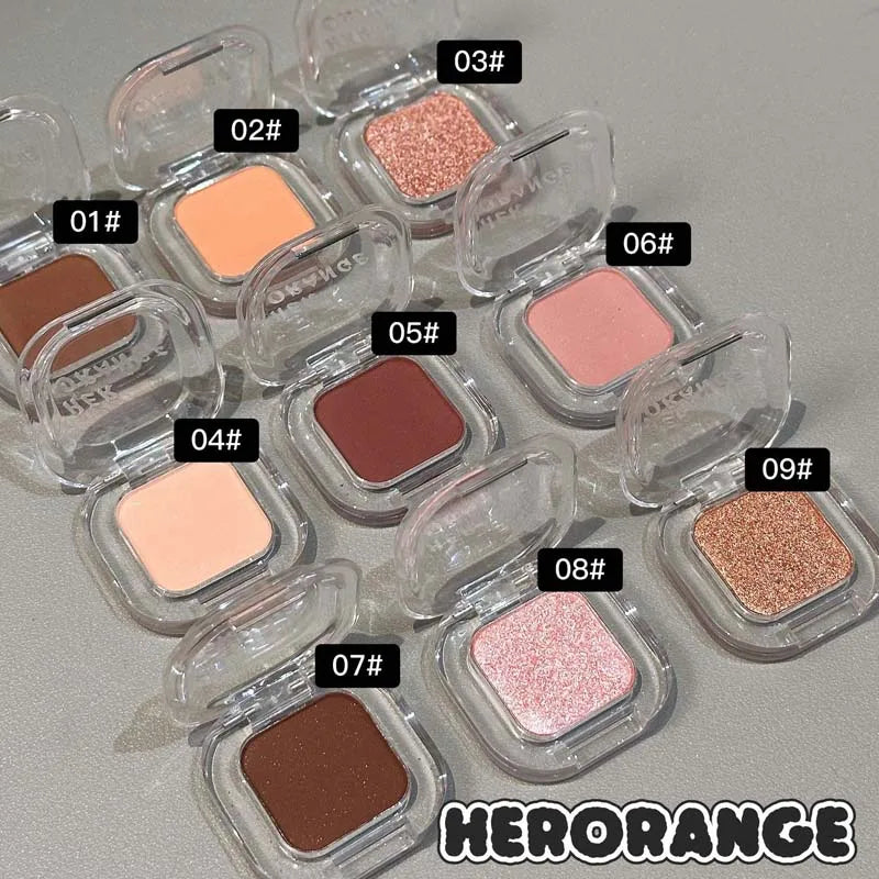 Palette fards à paupières monochrome – Mat, rouge vin et marron, smoky, nacré et pailleté, tons terre à faible saturation