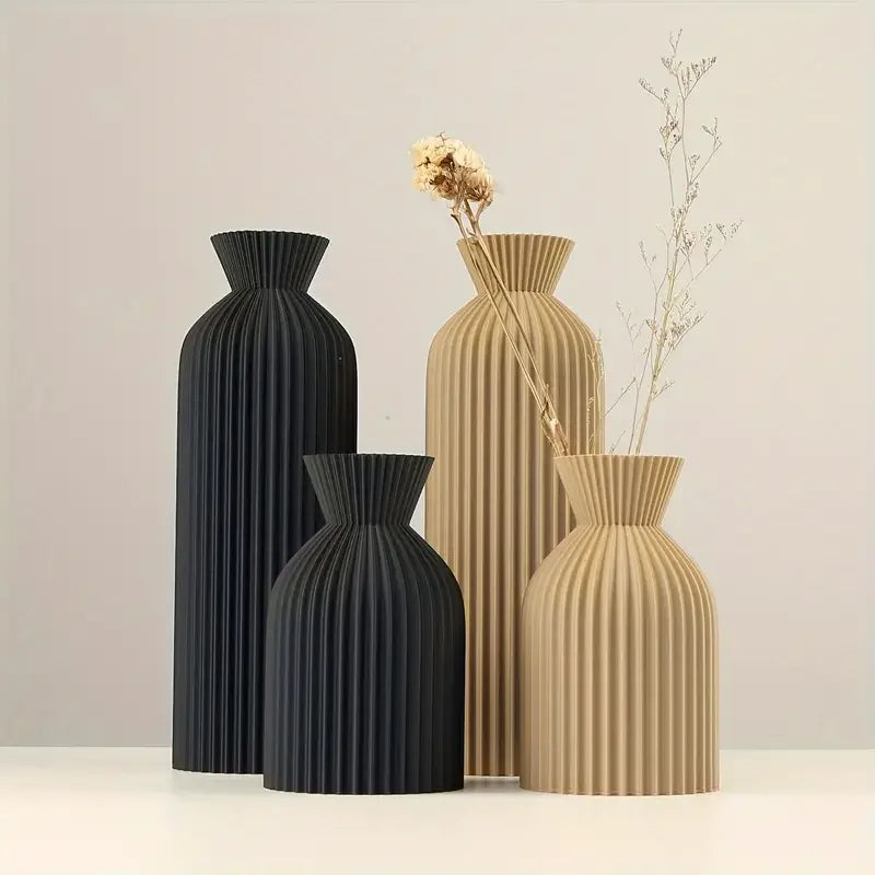 Elegant Black Decorative Vase – Boho Chic Flower Vase for Home & Office Decor