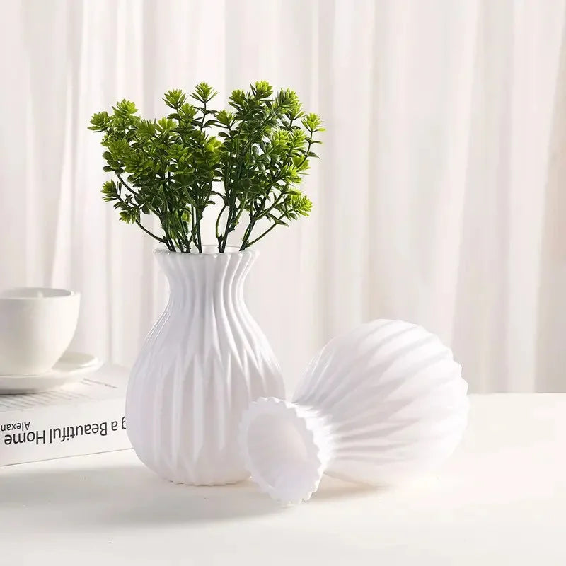 White Ceramic-Look Decorative Vase – Elegant Flower Vase for Weddings & Home Decor