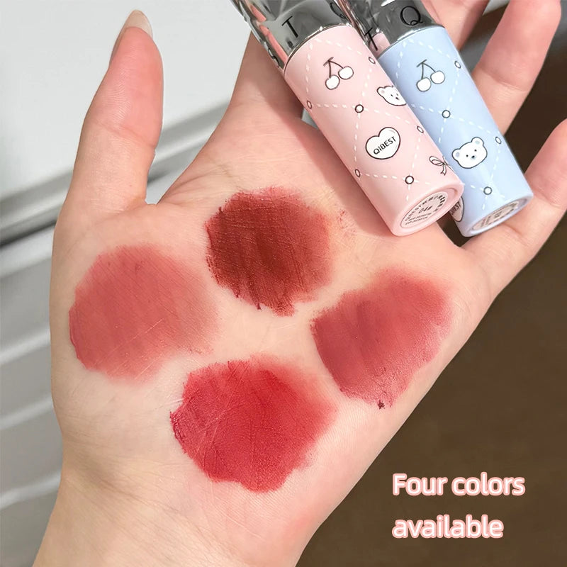 Rouge à lèvres liquide mat – Finition velours | Tenue longue durée | Teinte rouge sexy | Non collant, waterproof et durable | Maquillage pour femmes