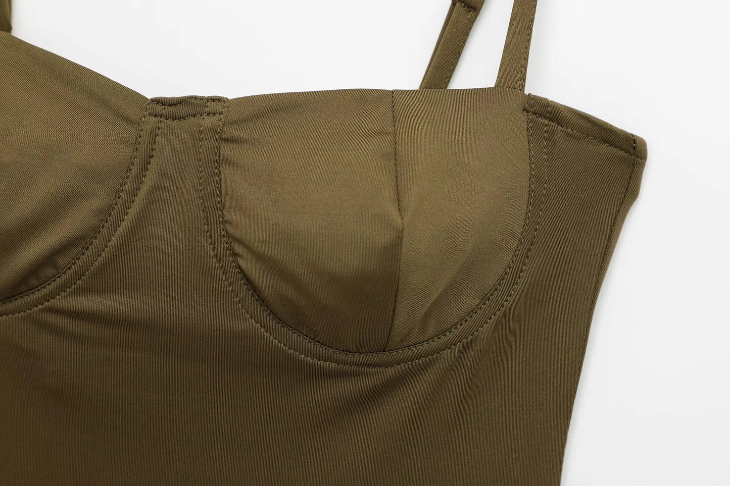 Body  pour femmes – Style sexy avec bretelles spaghetti | Tenue de plage douce et ajustée | Maillot ou combishort bodycon | Idéal pour l’été