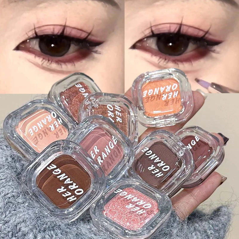 Palette fards à paupières monochrome – Mat, rouge vin et marron, smoky, nacré et pailleté, tons terre à faible saturation