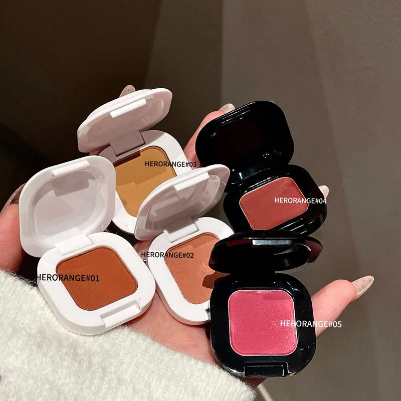 Blush Crème Wet Gloss – Teinte Rose Naturelle, Longue Tenue