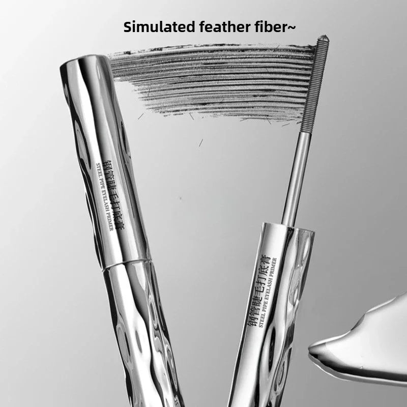 **« Mascara – Waterproof, fibres de soie, allongeant et recourbant »**