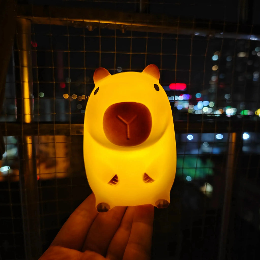 Cute Capybara Night Light – Rechargeable Silicone Bedside Lamp for Kids & Room Decor