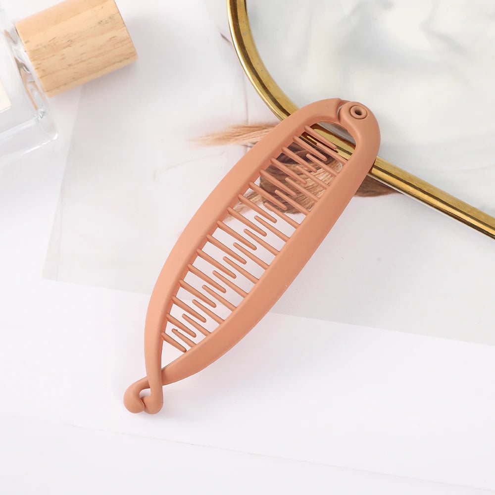 « Pince Banane Femme – Forme Poisson, Mat »