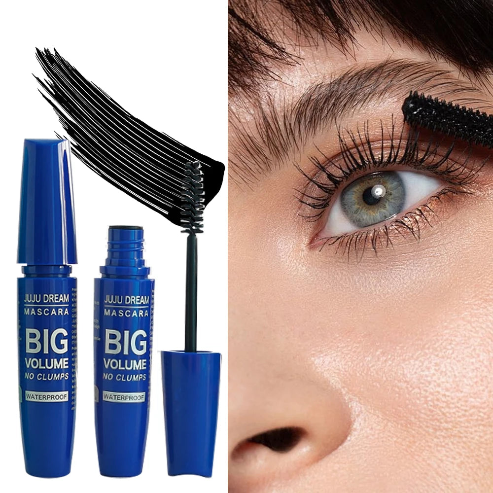 **« Mascara 4D noir – Longue tenue, volumisant et recourbant »**