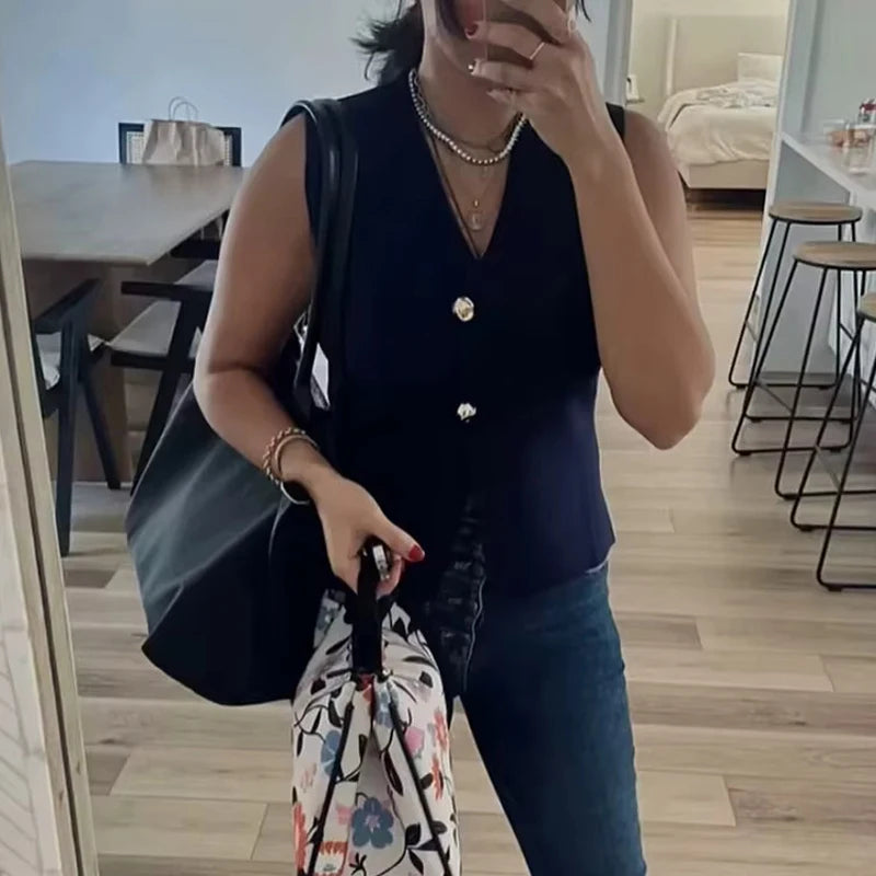 Top Court Tricot Femme – Gilet Boutonné Sans Manches