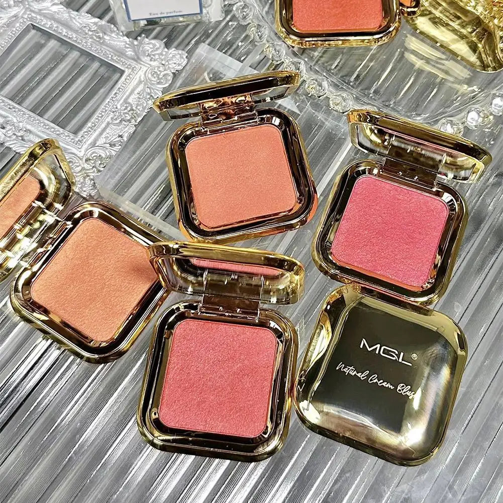 Blush Crème 3D Peach Kiss – Mat et Perlé, Teint Naturel et Longue Tenue