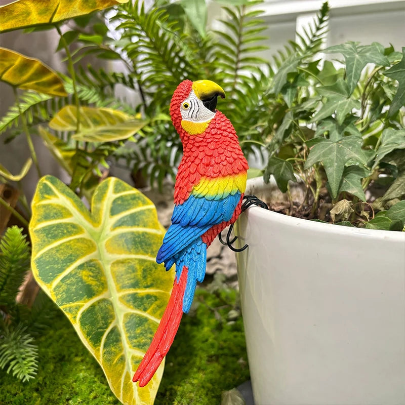 Scarlet Macaw Resin Bird Statue – Realistic Garden & Home Décor Sculpture