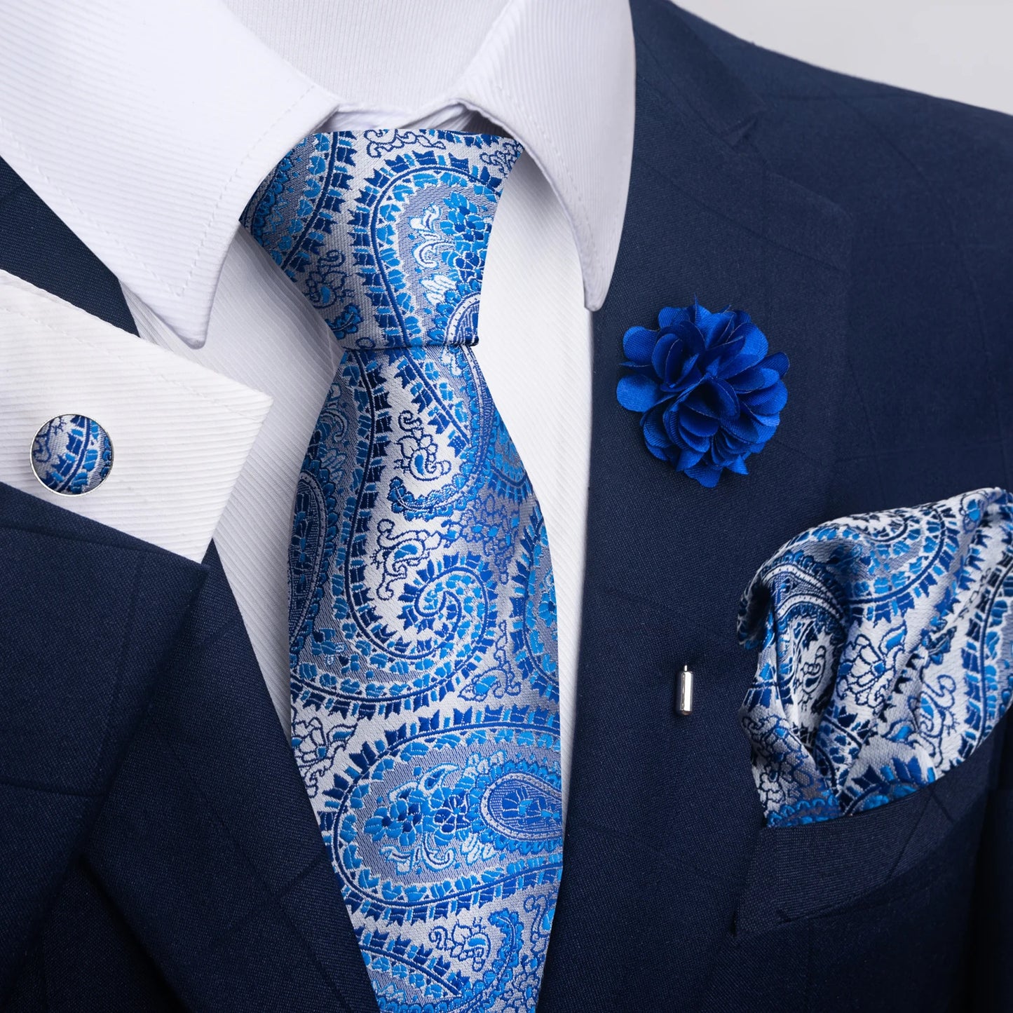 « Set Cravate Homme 8 cm – Bleu Floral avec Pochette & Boutons »