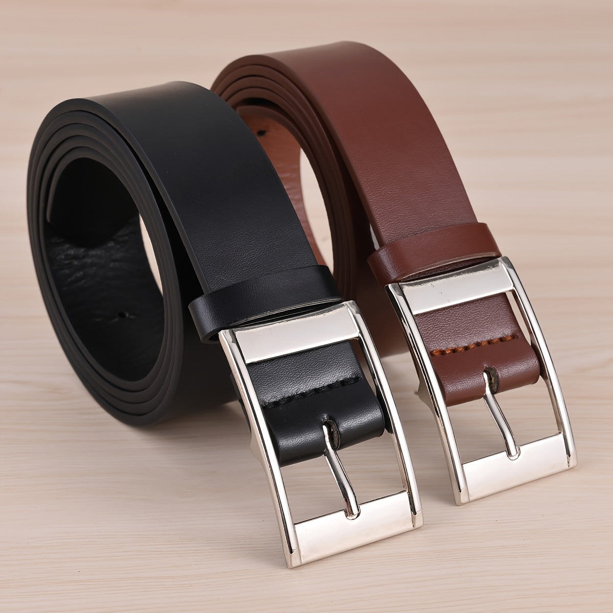 Lot de 2 ceintures fines en PU pour femmes – Boucle rectangulaire, noir et marron, tailles standard et grande taille, polyvalentes pour usage décontracté et bureau, design élégant, boucle métallique