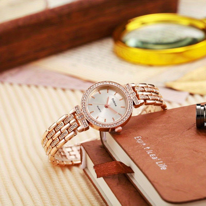 Montre Femme de Luxe – Minimaliste, Mouvement Quartz, Boîtier Rond en Alliage, Cadran Blanc avec Accents Dorés, Élégante pour Quotidien et Occasions Formelles
