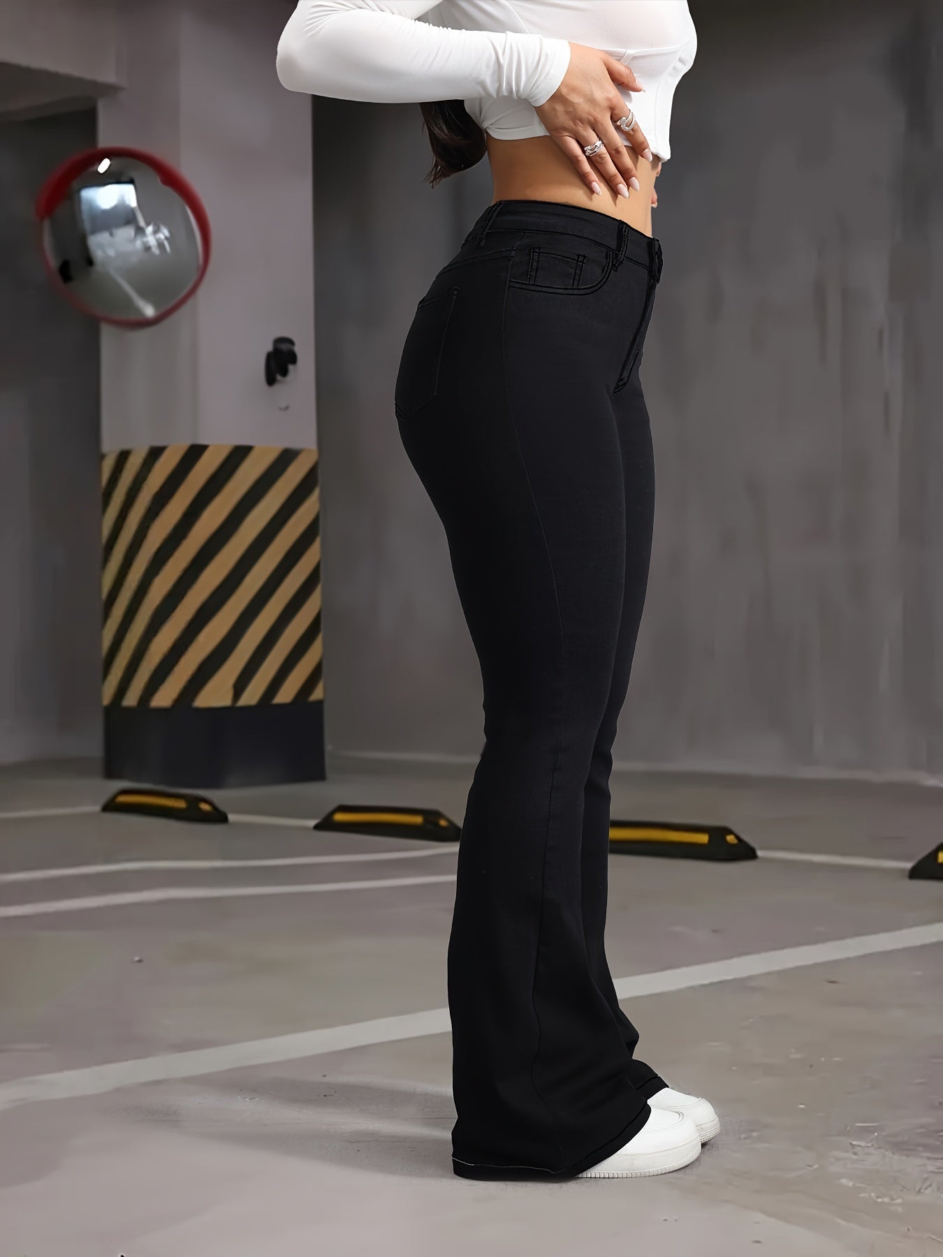 Jeans Femme Taille Haute Évasé Extensible Slim-Fit Grande Taille Détail Ourlet Brut Confortable Stylé Toute Saison Décontracté