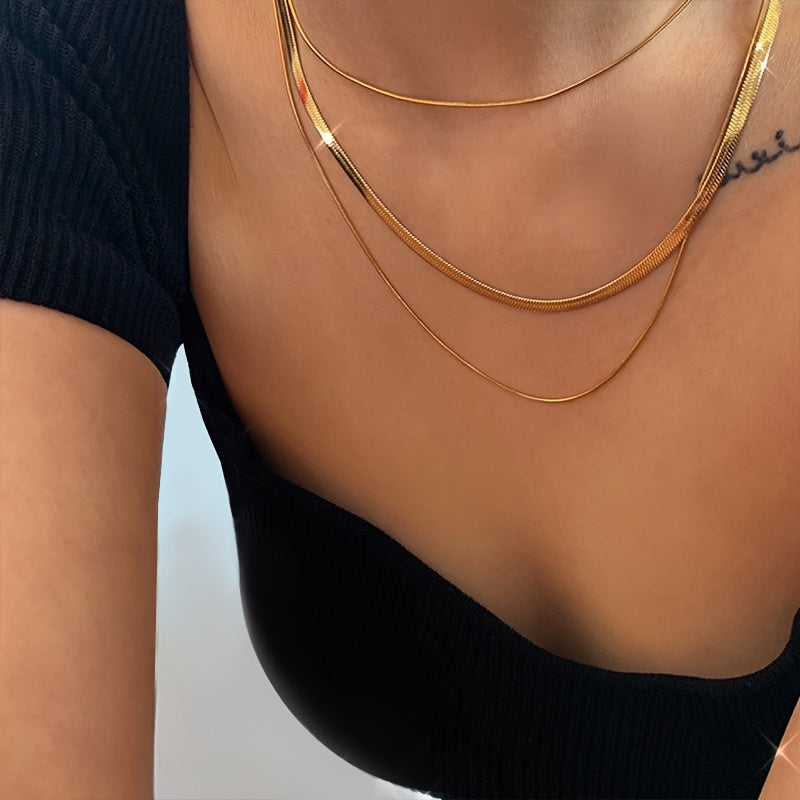 Collier Femme en Acier Inoxydable de Haute Qualité – Plaqué Or 18K, Anti-Décoloration, Confortable et Polyvalent, Design Simple et Élégant, Bijoux et Accessoires Tendance pour Quotidien ou Soirées, Cadeau Raffiné
