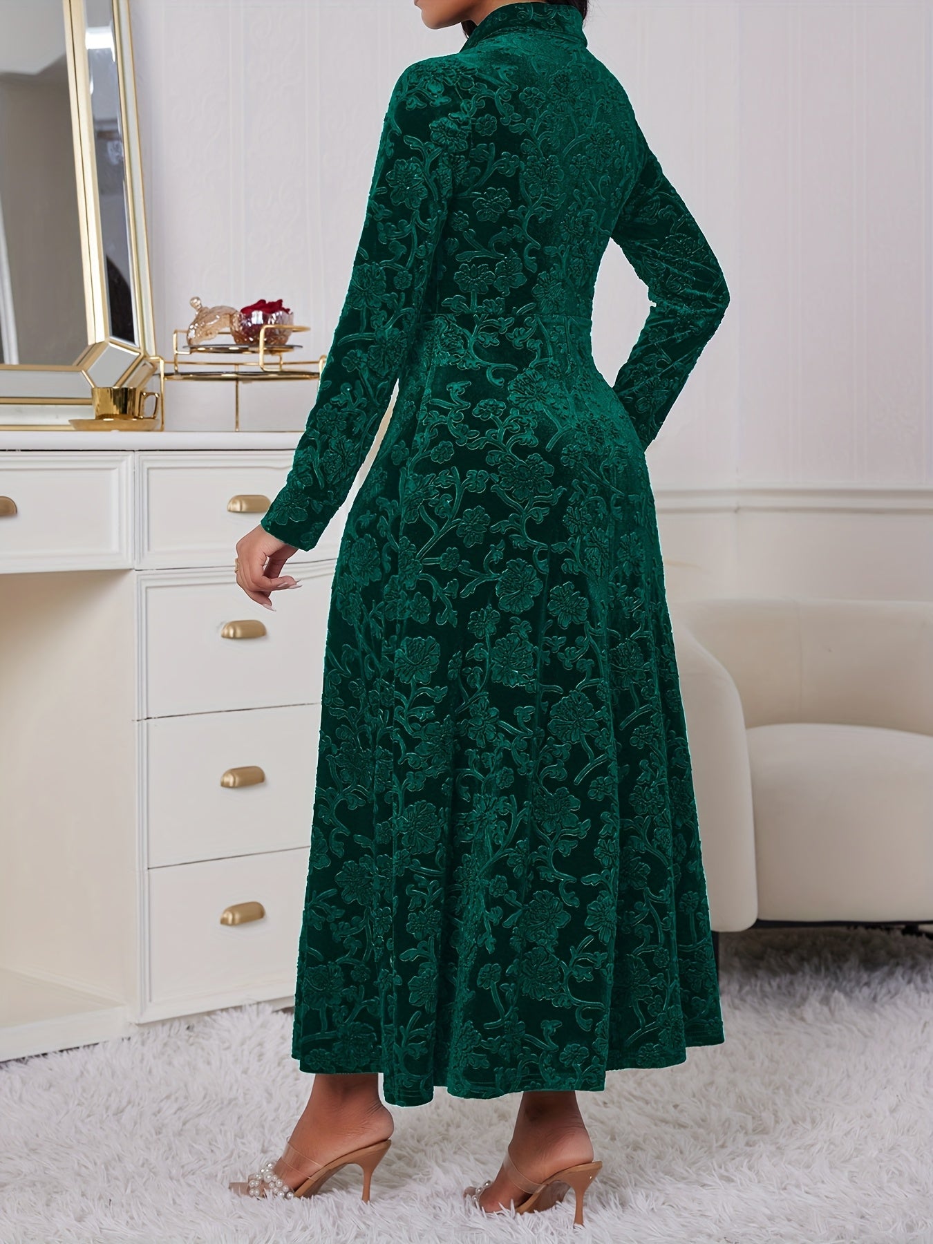 Robe Femme Élégante pour Événements Formels et Fêtes – Robe de Soirée Longue, Coupe Flatteuse, Fermeture Bouton à l’Avant