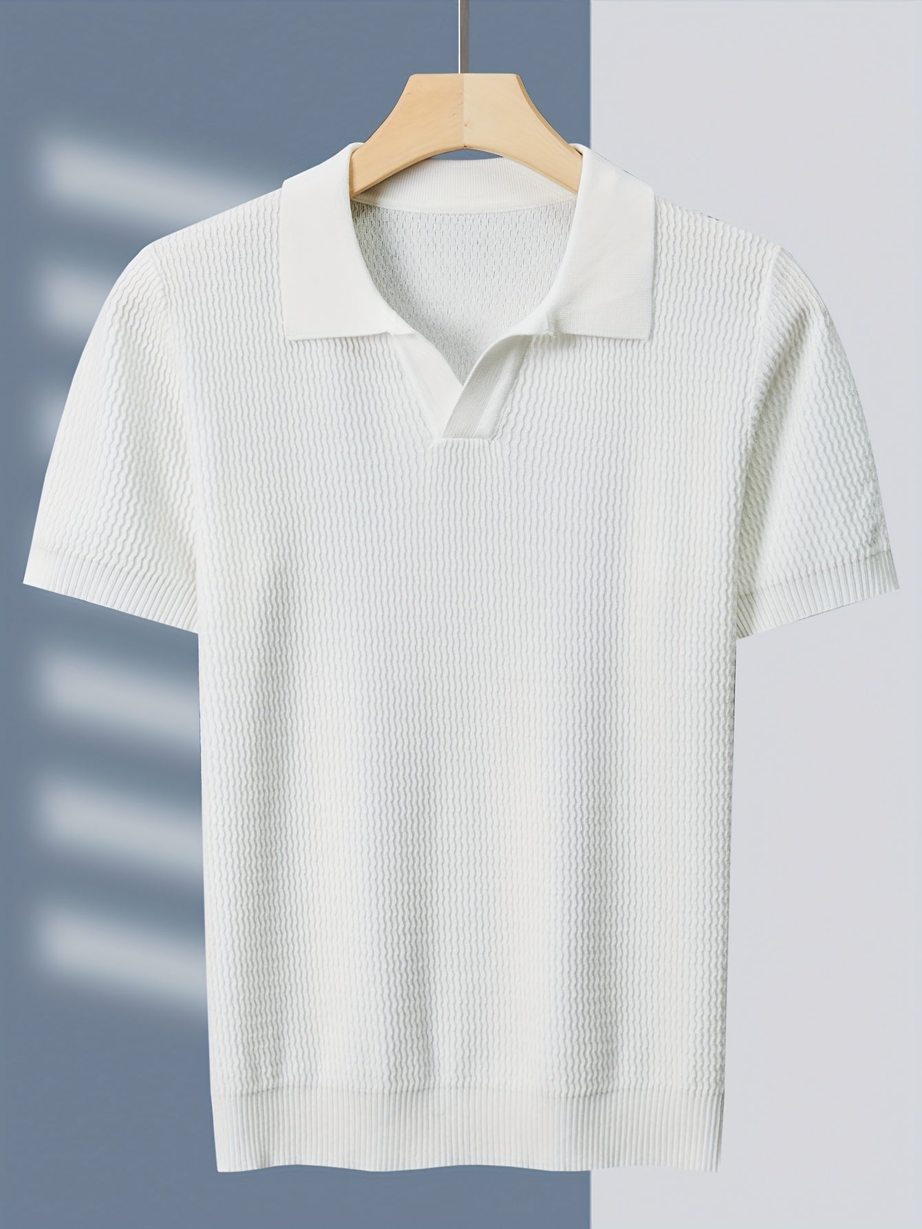 Tehan Brand Men's Clothing, Crafted with Heavy-processed Wave-pattern Jacquard Fabric, Knitted Shirt with American-style Lapel. Lightweight Business Casual High-quality Light Luxury Fabric, Fashionable Mature and Handsome Des