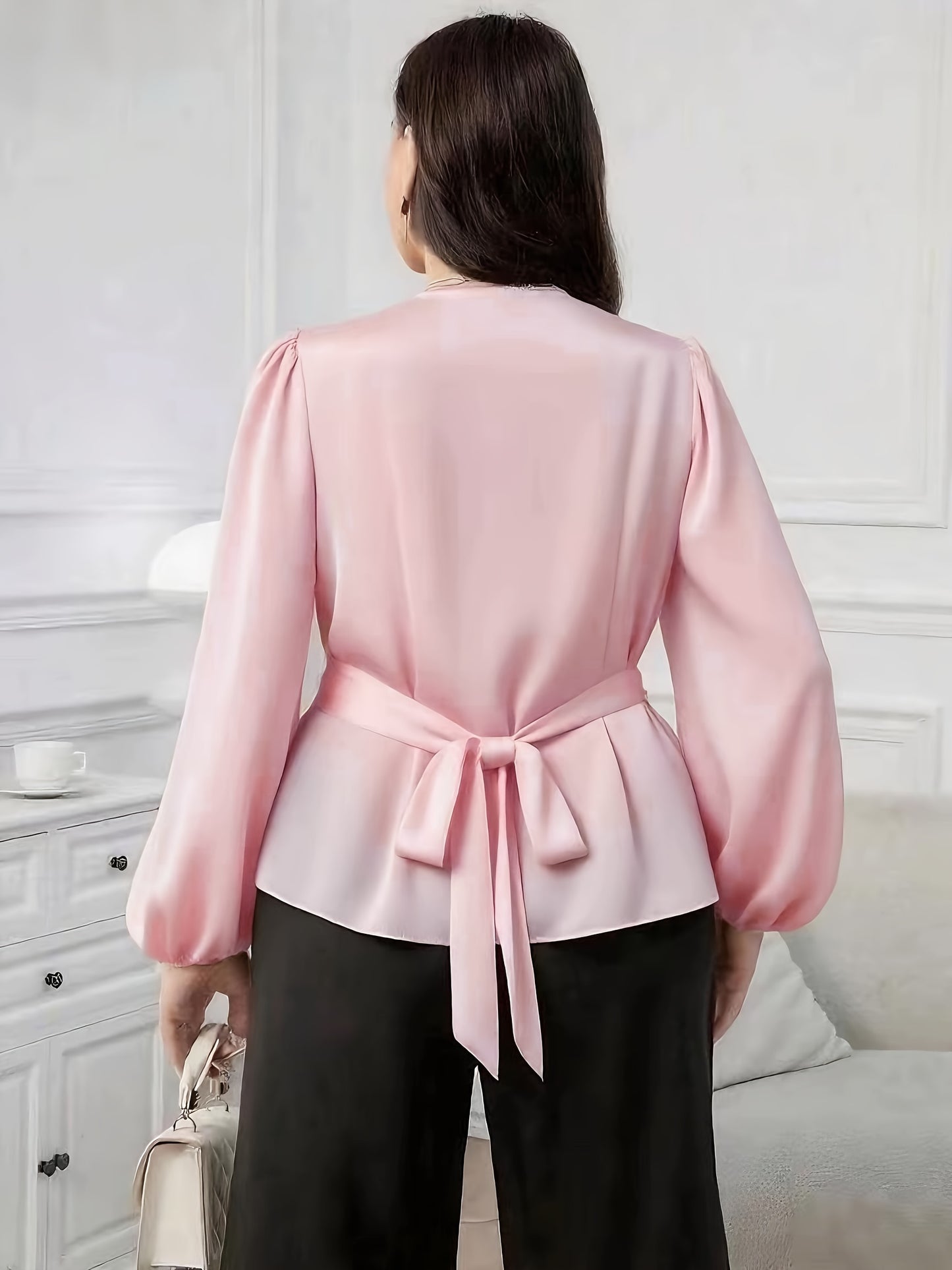 Chemise Femme Grande Taille Élégante – Manches Lanterne, Col V, Ourlet Asymétrique, Sans Extensibilité