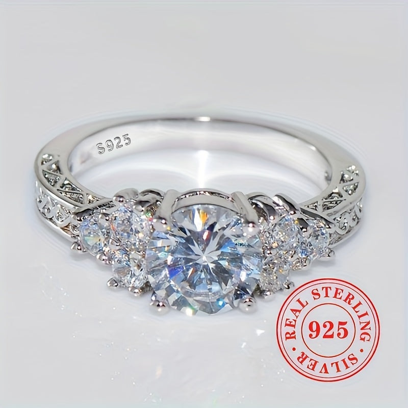 S925 Sterling Silver Sparkling Synthetic Zirconia Ring for Women, a Gift for Engagement Or Proposal Jewelry.