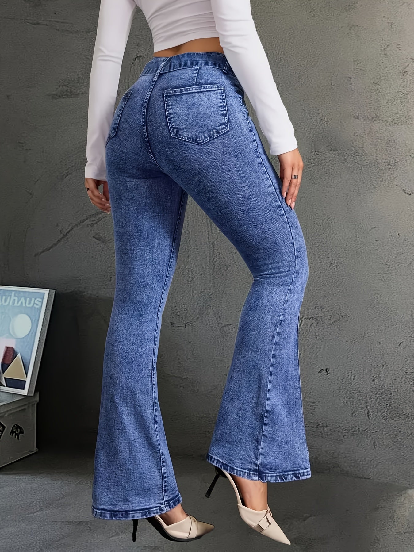 Jean Femme Taille Haute Évasé Ceinture Bleu Clair Délavé