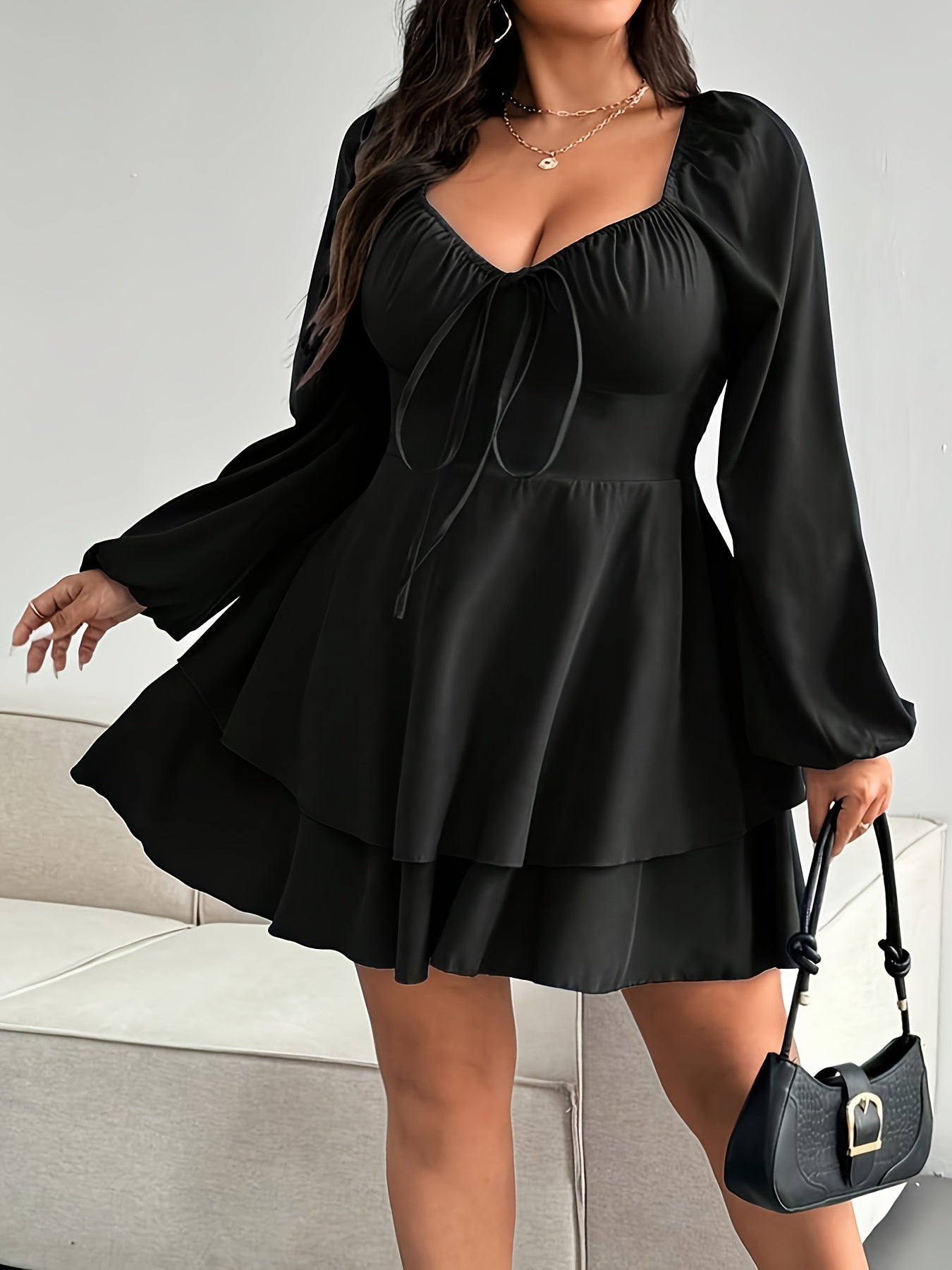Robe grande taille européenne et américaine – couleur unie, slim fit, cordon à la poitrine, manches longues, col en V, tissu extensible, jupe fluide, lavable en machine, tenue élégante pour soirée ou casual, style tendance