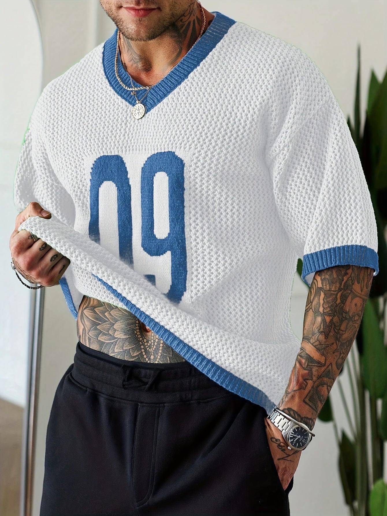 Men's Street Style Contrast Color V-Neck Numeral Print Raglan Knitted Pullover Men Jersey Knit Top Men Men Vacation Men Knit Tops Men Jersey