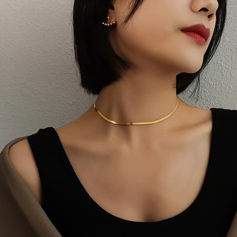 Collier femme élégant et minimaliste à maillons entrelacés, chaîne réglable avec maillons sphériques lisses, acier inoxydable plaqué or 18 K, bijou polyvalent pour usage quotidien ou soirées, design délicat, cadeau tendance pour femmes