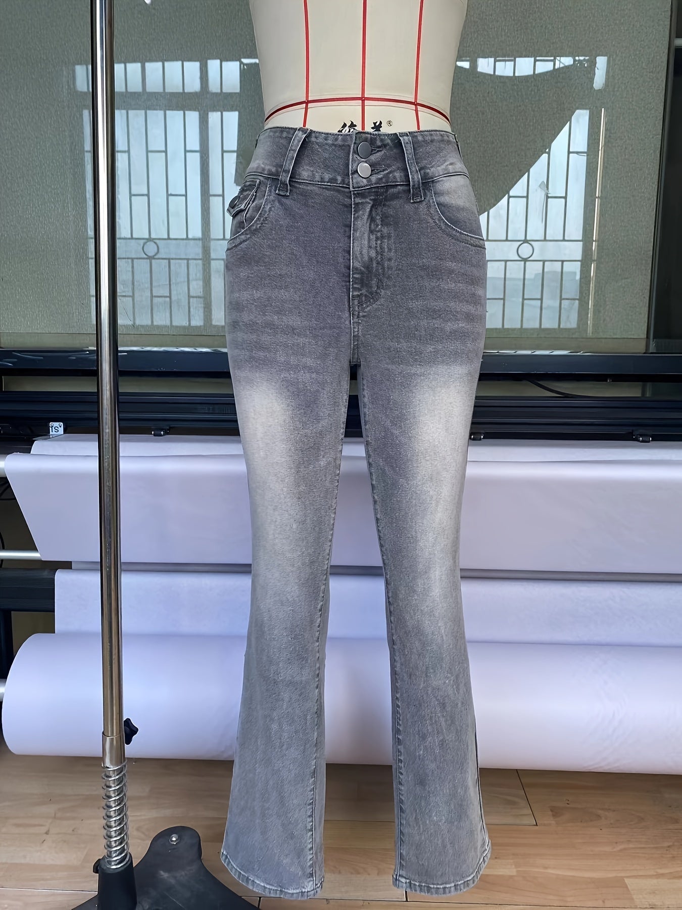 Jean Élégant et ajusté