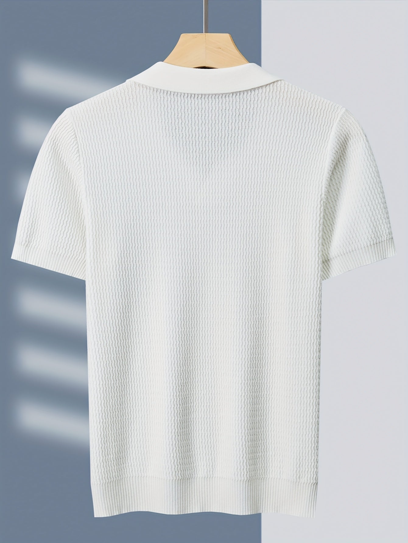 Tehan Brand Men's Clothing, Crafted with Heavy-processed Wave-pattern Jacquard Fabric, Knitted Shirt with American-style Lapel. Lightweight Business Casual High-quality Light Luxury Fabric, Fashionable Mature and Handsome Des