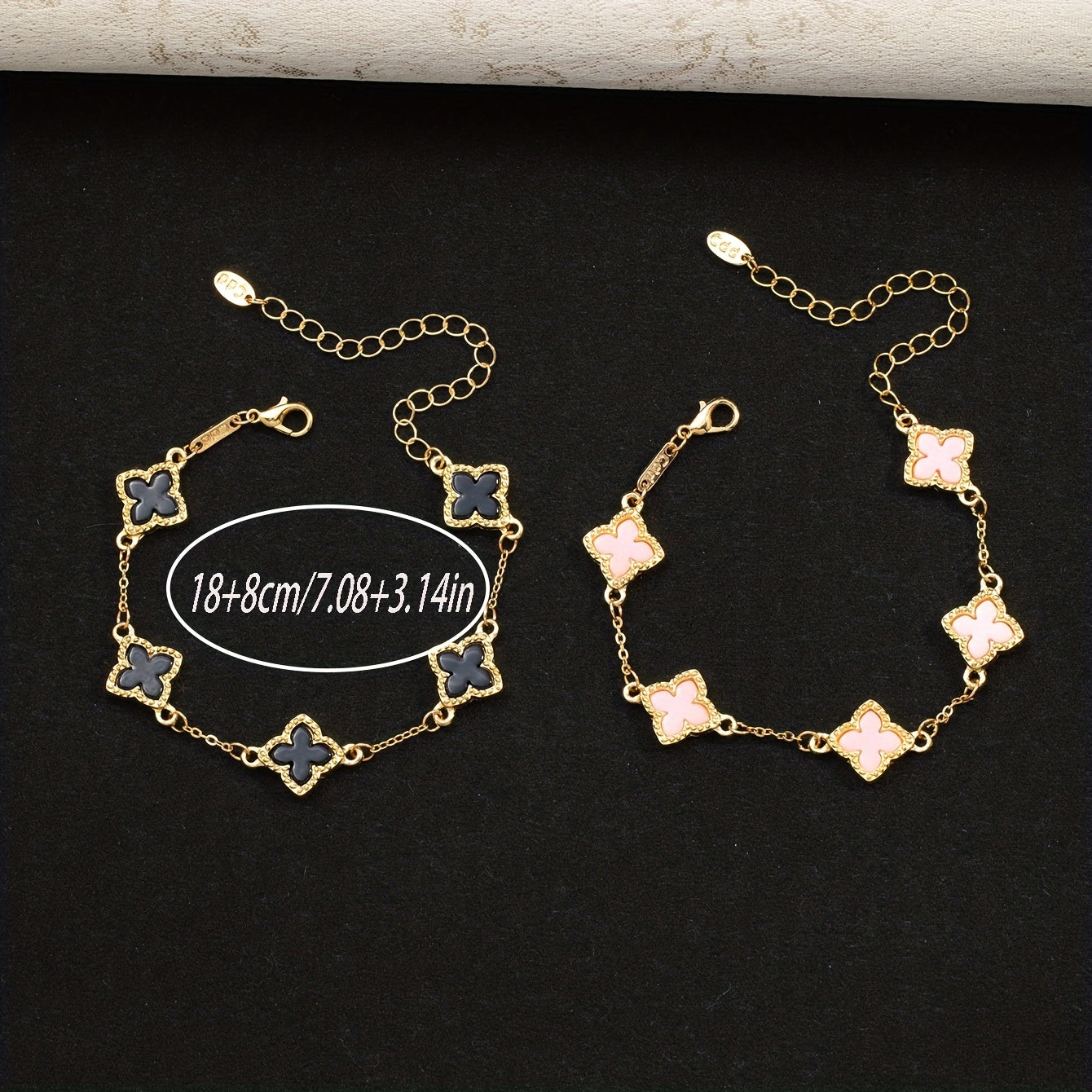 2 bracelets trèfle chanceux simples et stylés (2 pcs/set), accompagnés de bracelets à chaînes multi-couches blanc et noir, adaptés au quotidien, pour la remise des diplômes, la rentrée, la Saint-Valentin, la fête des mères, cadeaux, etc.