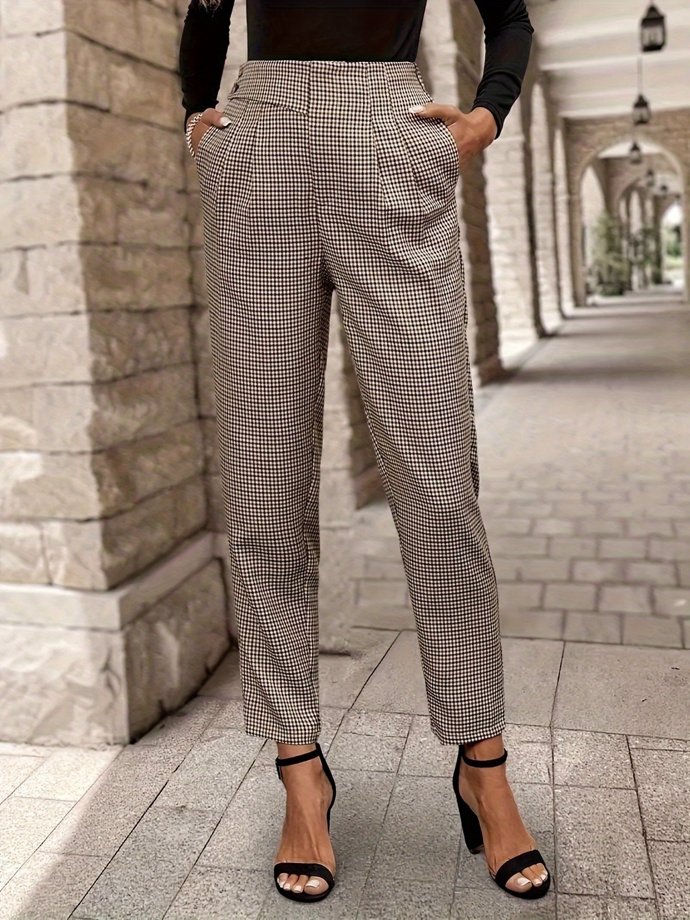 Pantalon Femme Taille Haute – Jambe Évasée, Noir Uni, Double Ceinture, Poches, Bureau et Décontracté, Printemps