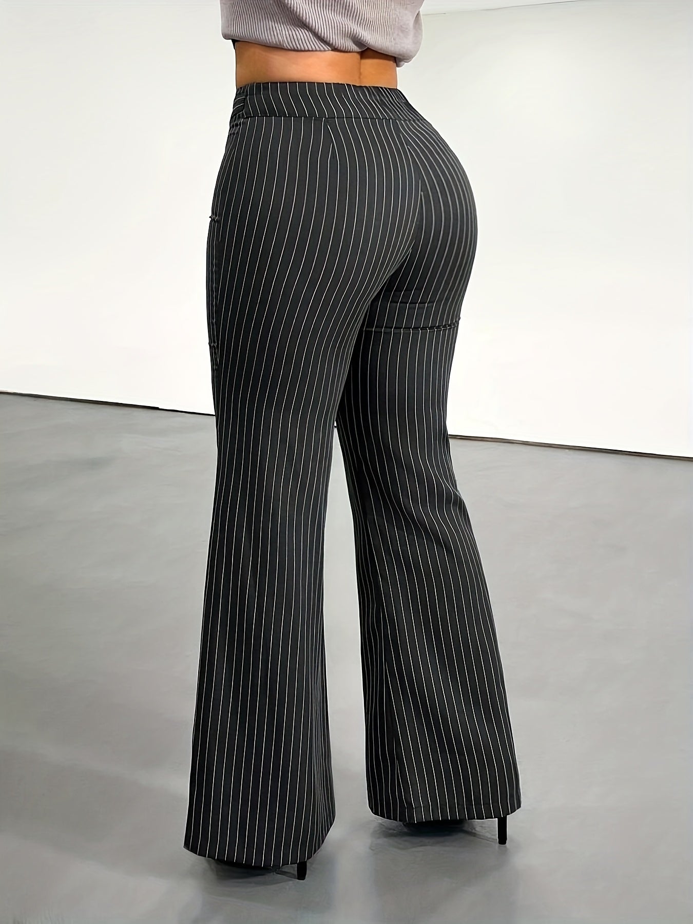 Pantalon Femme Élégant – Noir à Rayures Verticales, Coupe Droite, Bureau et Décontracté, Tous Saisons