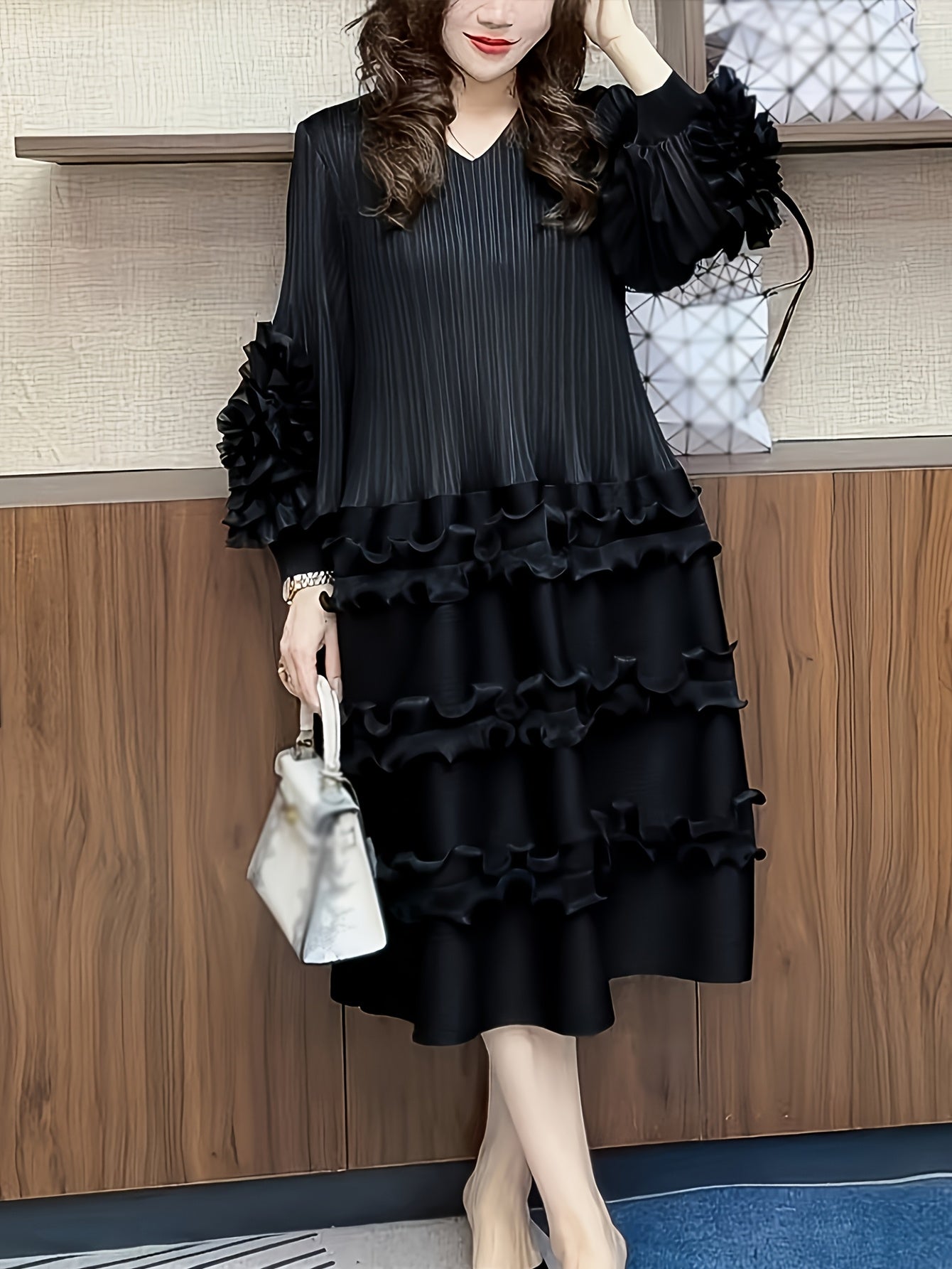 Robe Grande Taille Élégante – Col Volants, Manches Bouffantes, Coupe A-Ligne Smock, Longueur Courte à Mi-Mollet, Couleur Unie Noire