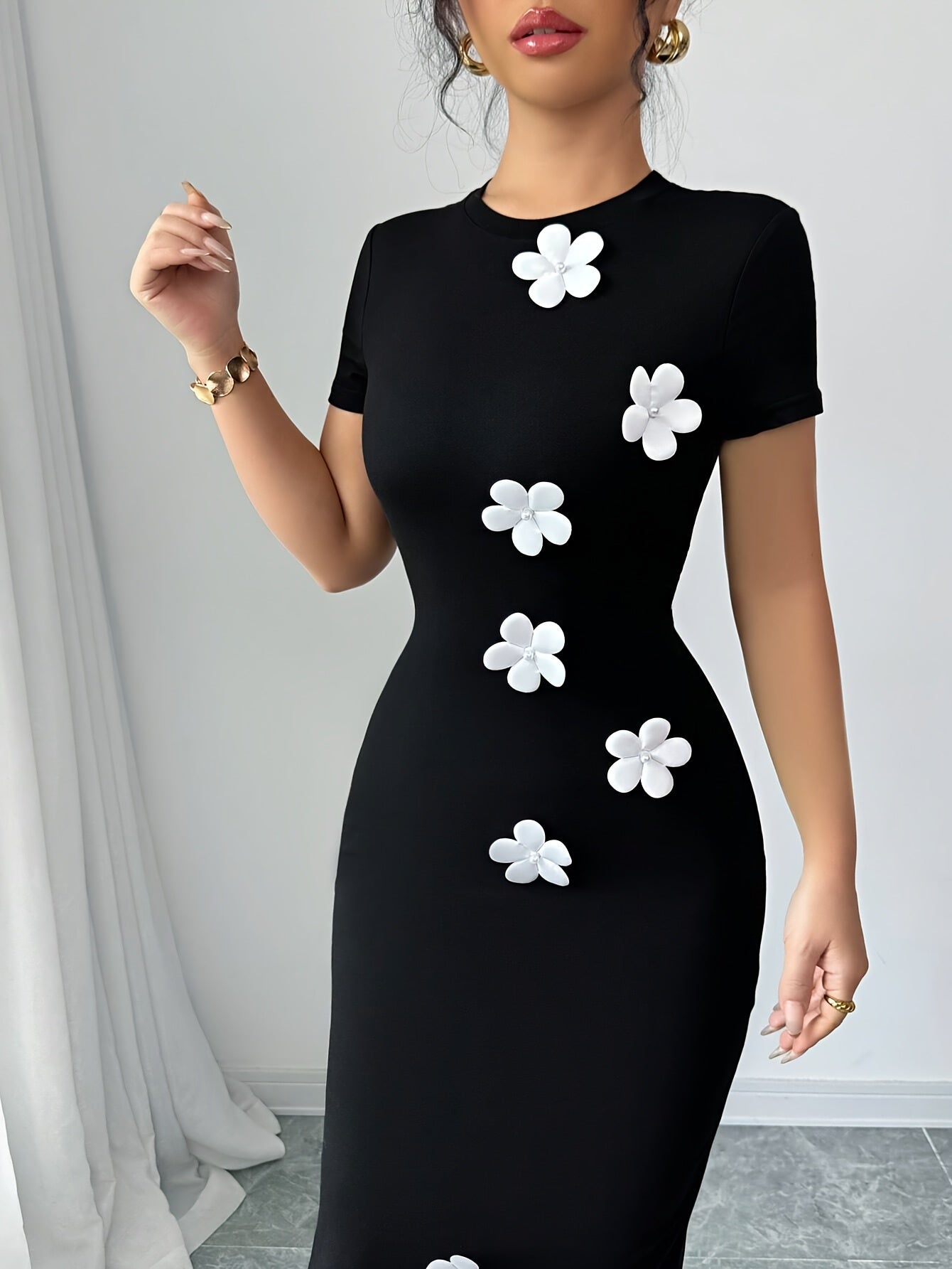 Women's Elegant -Line Dress with Slit - -Length or -the-knee Dress Suitable for Weddings, Parties, Business Events - Machine Washable Solid Color Dress with Round Neck & -Line Silhouette