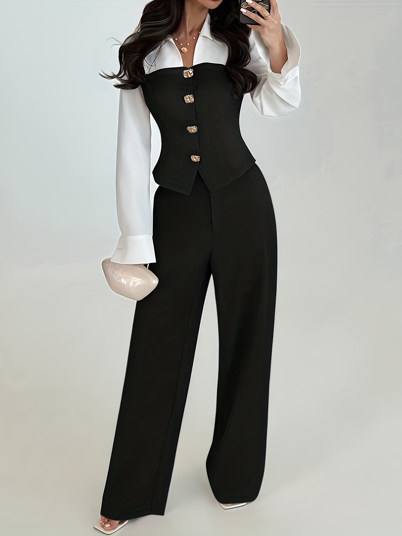 Ensemble deux pièces décontracté et élégant, composé d'une chemise patchwork et d'un pantalon droit ample