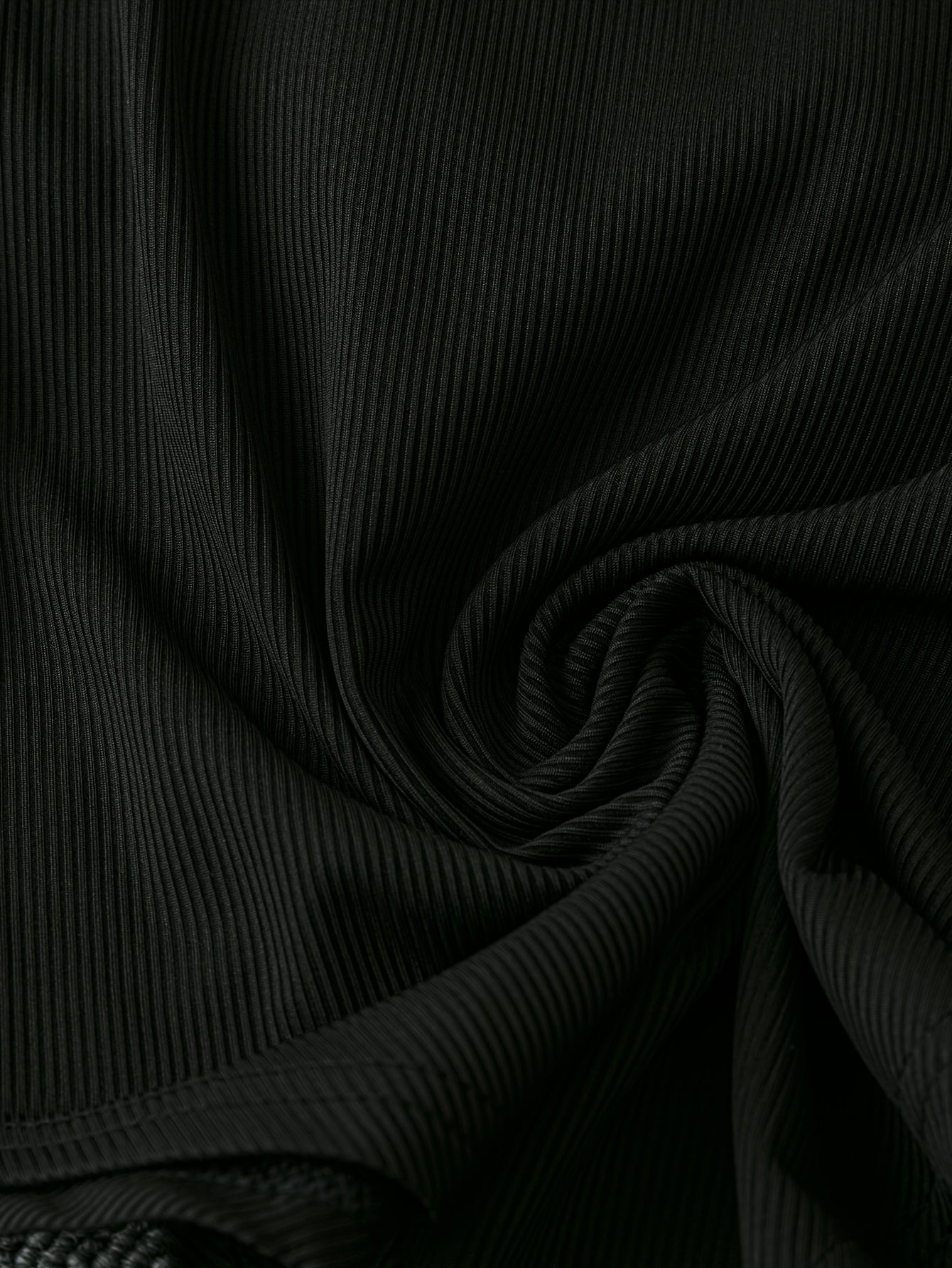 Top débardeur élégant pour femme, manches évasées, col bateau, couleur noire unie, tissu extensible, lavable en machine et nettoyage à sec, polyvalent toutes saisons, style décontracté chic avec buste froncé, coupe confortable