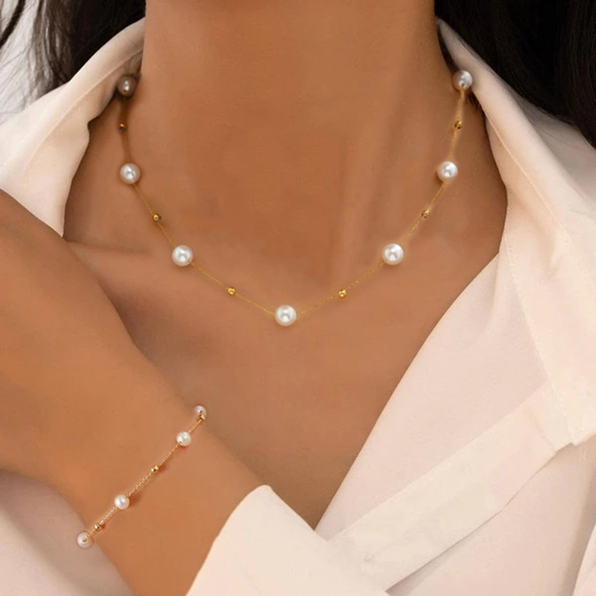 Ensemble de 2 pièces en acier inoxydable pour femme, collier et bracelet à perles, bijou polyvalent pour mariages, soirées et anniversaires, parfait comme cadeau d’anniversaire, léger et élégant