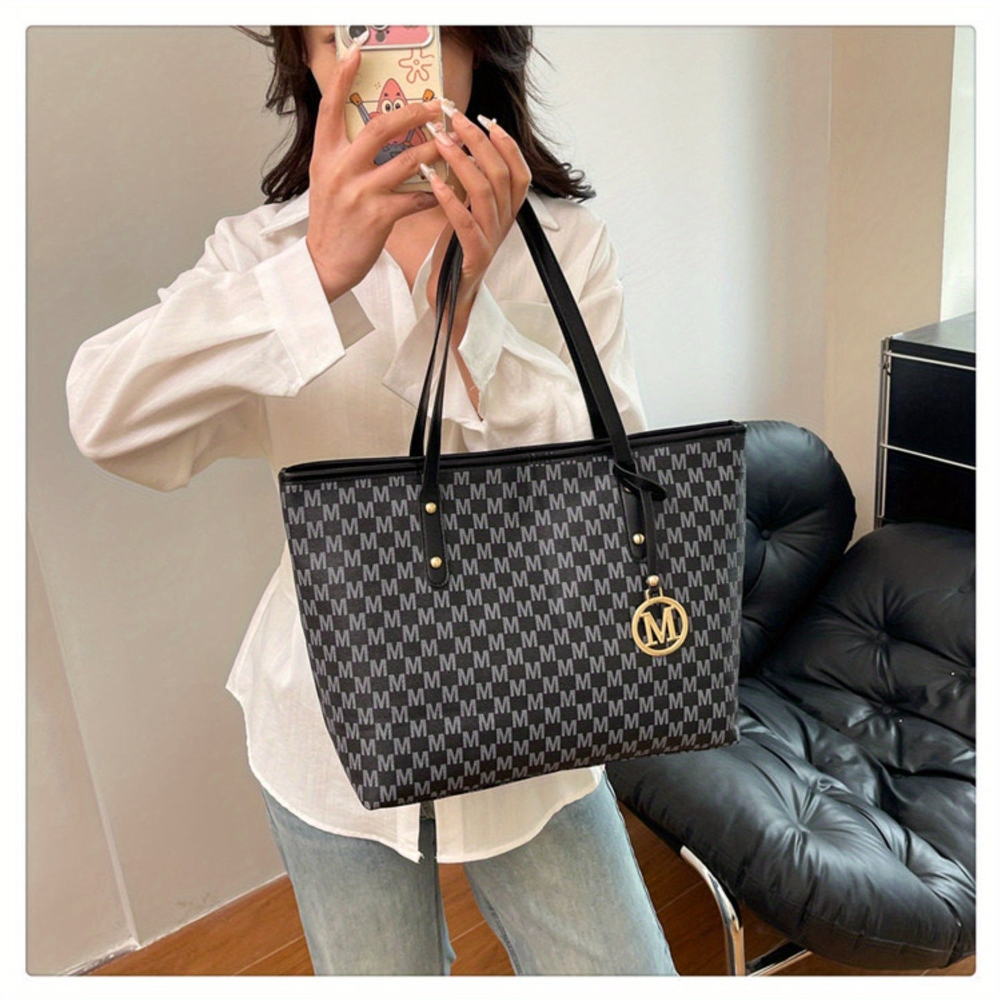 Sac cabas femme à motif en M – élégant imprimé géométrique en PU, grande capacité, bandoulière chaîne dorée avec logo "M", plusieurs compartiments, fermeture zippée, sac convertible pour usage quotidien