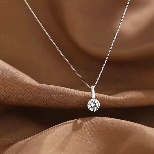 Collier pendentif élégant pour femme, solitaire en rhinestone, alliage avec finition unique, chaîne pour clavicule tendance, parfait pour usage quotidien ou soirées