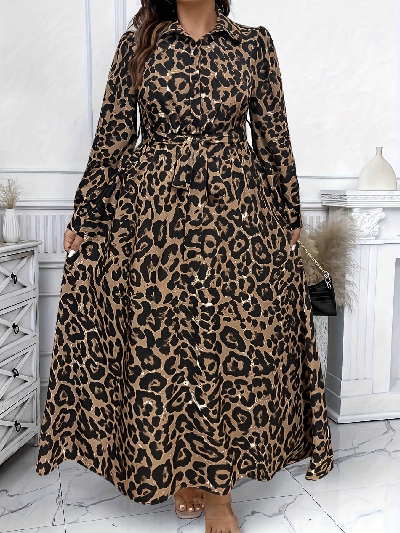 Robe Longue Grande Taille Élégante – Imprimé Léopard, Col, Taille Ceinturée, Coupe Sirène A-Ligne, Manches Longues, Idéale Soirées, Mariages et Événements, Lavable à la Main