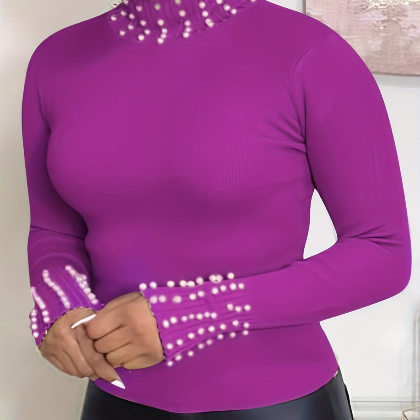 Pull-over élégant pour femmes grande taille, col haut orné de perles, noir extensible, lavable en machine, incontournable chic toute saison